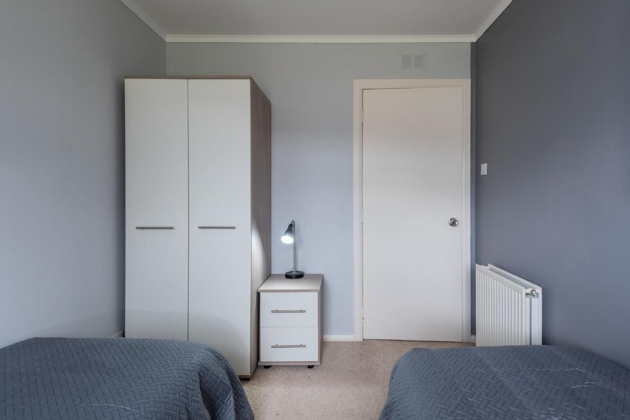 Shades House - 3 Bedroom House 15 Minutes From เซนต์แอนดรูว์ ภายนอก รูปภาพ